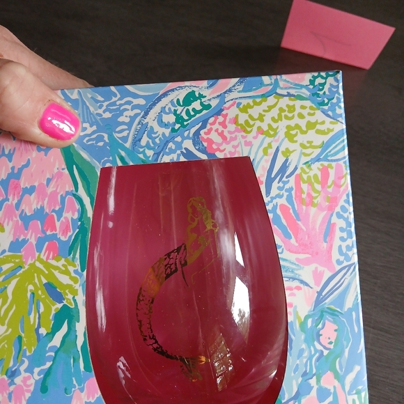 Lilly Pultziet Stemless Wine Glass Nwt 2 Sets Avaliable - Picture 2 of 2